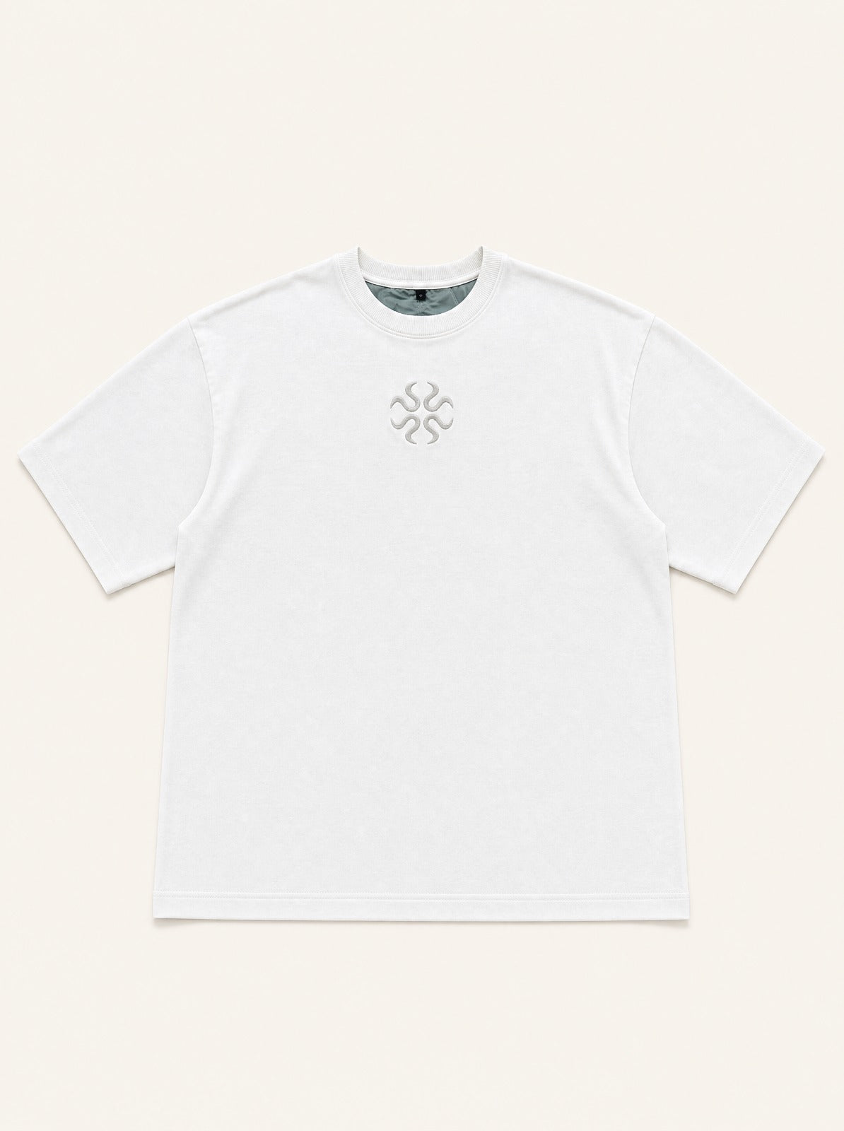 WHITE TEE