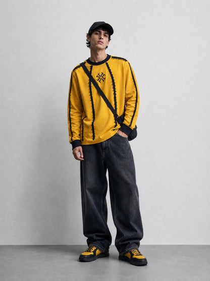 YELLOW SWEATSHIRT